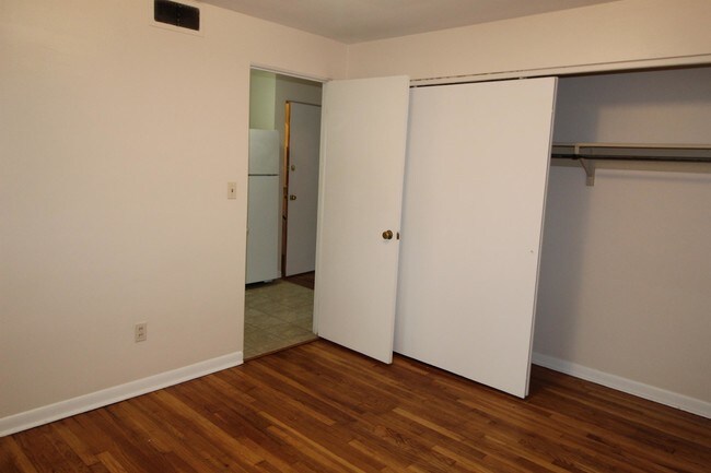 Building Photo - 3451 Evergreen Rd