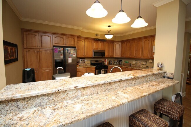 Building Photo - 10765 Clock Tower Dr