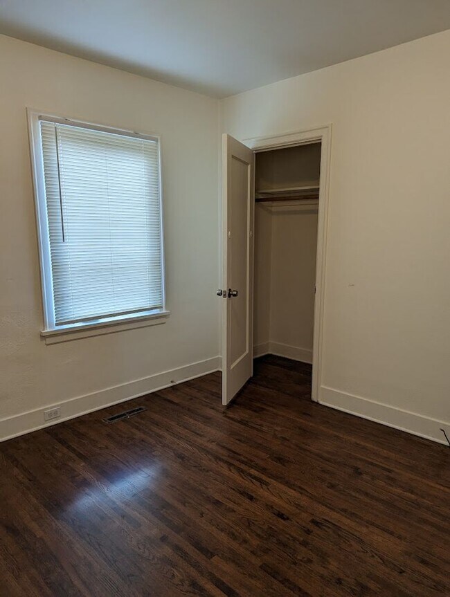 Great 4 bedroom Normal Hill house petfr... 1115 8th St Lewiston ID