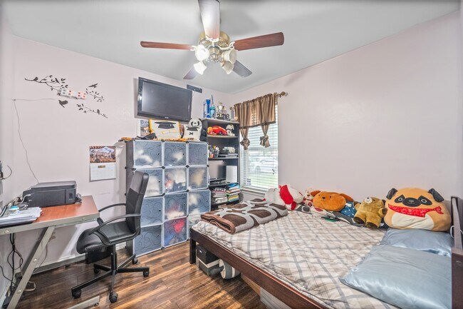 Building Photo - 7306 Kransburg Ranch Dr