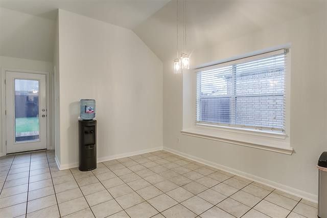 Building Photo - 2661 Calmwater Dr