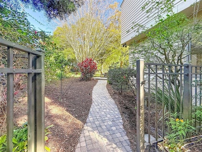 Building Photo - 1351 Willow Brk Dr