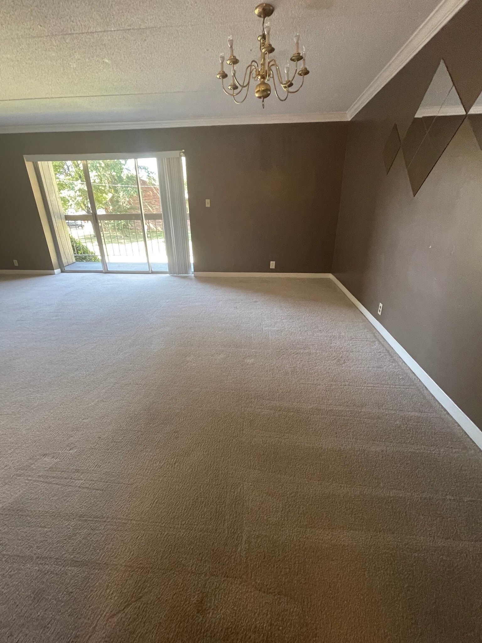 Dining Area - 493 Canberra Dr