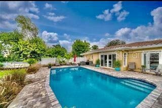 Building Photo - 120 Bayside Dr