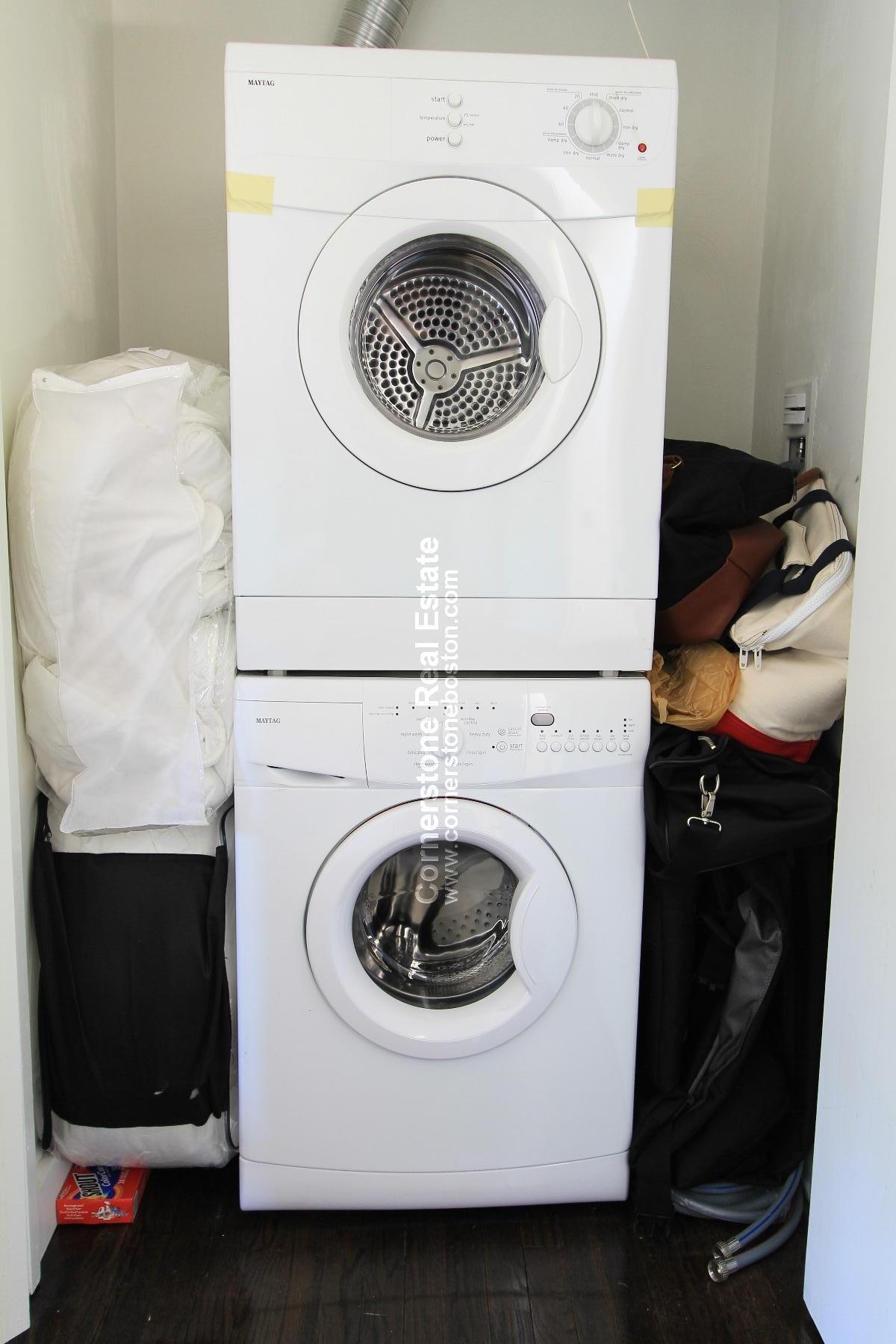 Building Photo - 39 Gray St