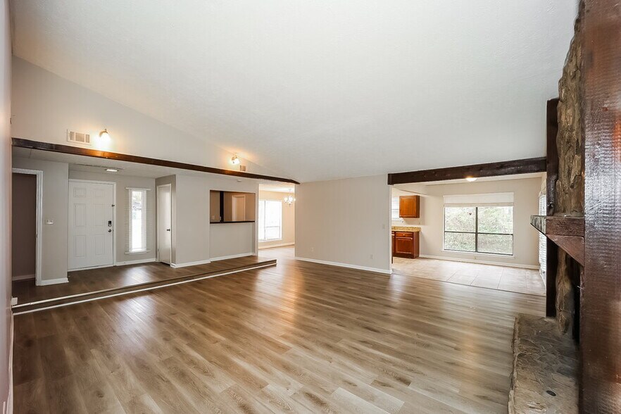 Building Photo - 8866 Wellston Ct