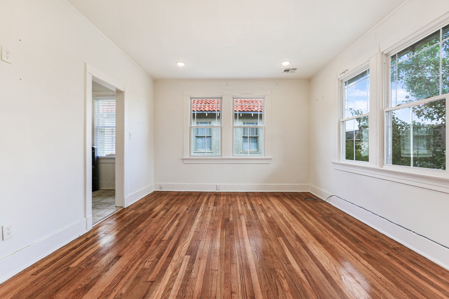 Building Photo - 5702 Willow St