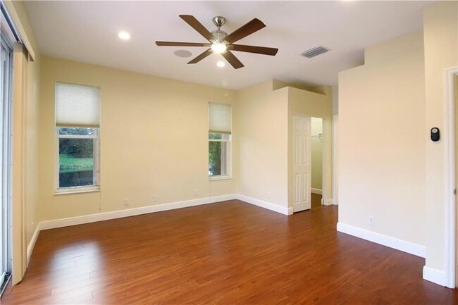 Building Photo - 5873 NW 120th Terrace
