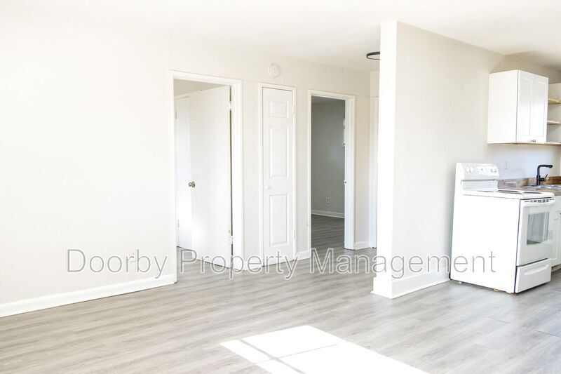 Building Photo - 45 Scruggs St