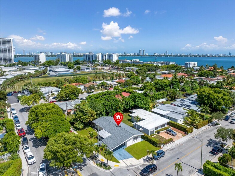 Building Photo - 7528 Buccaneer Ave