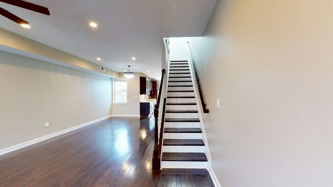 Building Photo - 1247 I St NE