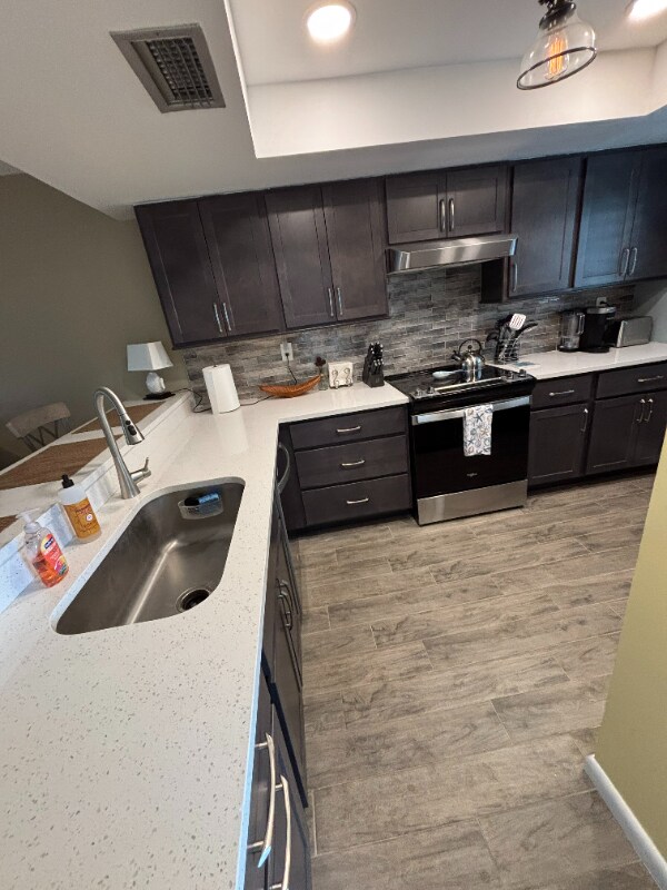 Building Photo - 1600 NE Dixie Hwy