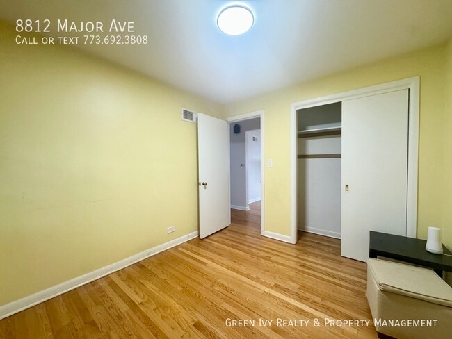 Building Photo - 8812 Major Ave