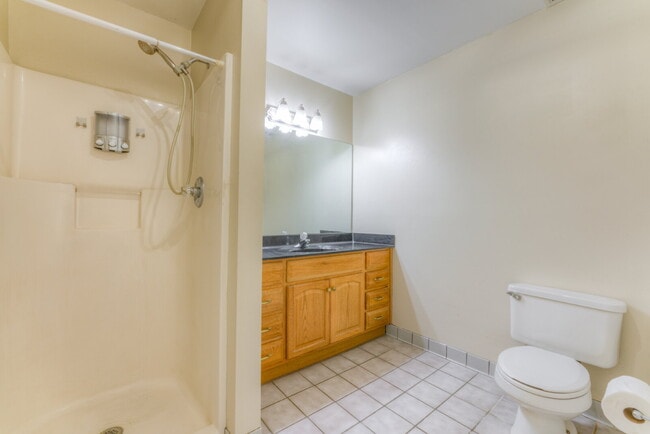 Building Photo - "Charming 4-Bedroom Sanctuary on Boyce Roa...