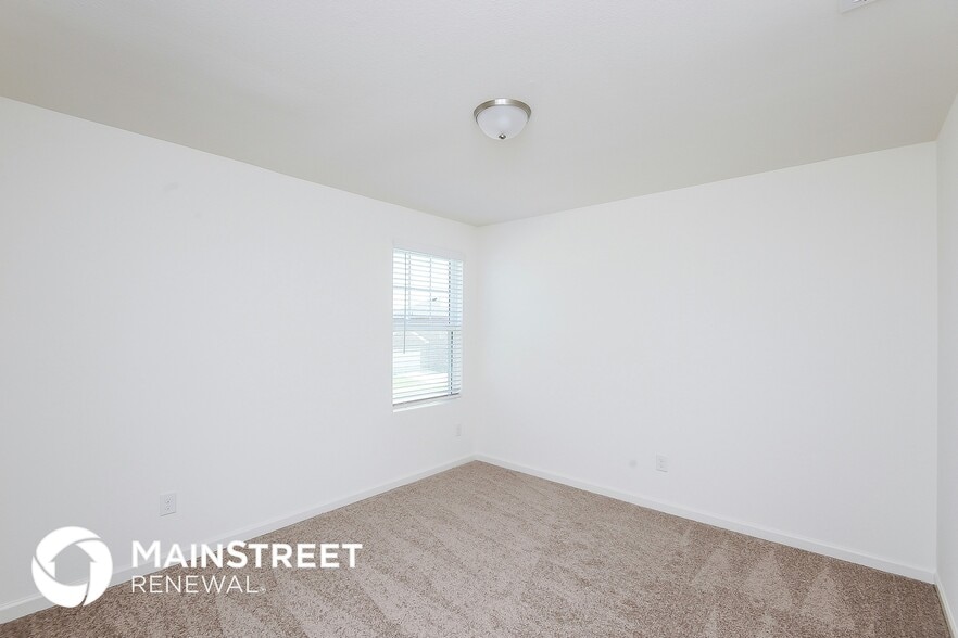 Building Photo - 501 Canoe Way