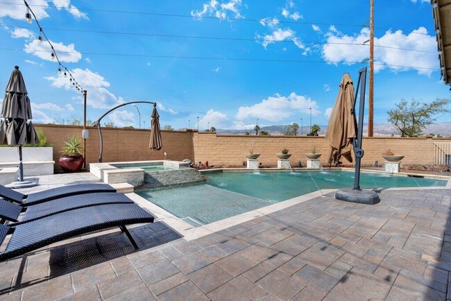 Building Photo - 83394 Matador Ct