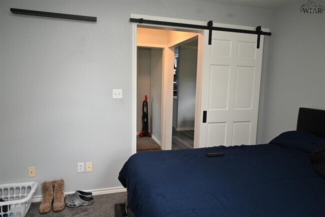 Building Photo - 5216 Brookwood Dr