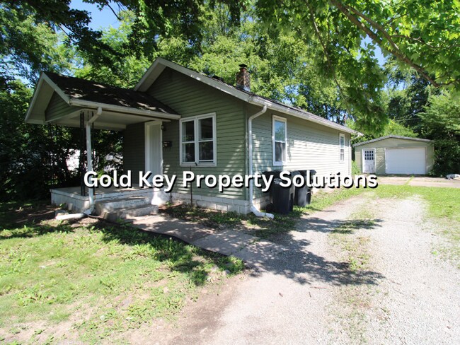 Building Photo - 2 BR 1 BA House with Covered Front Porch (NO SECTION 8)