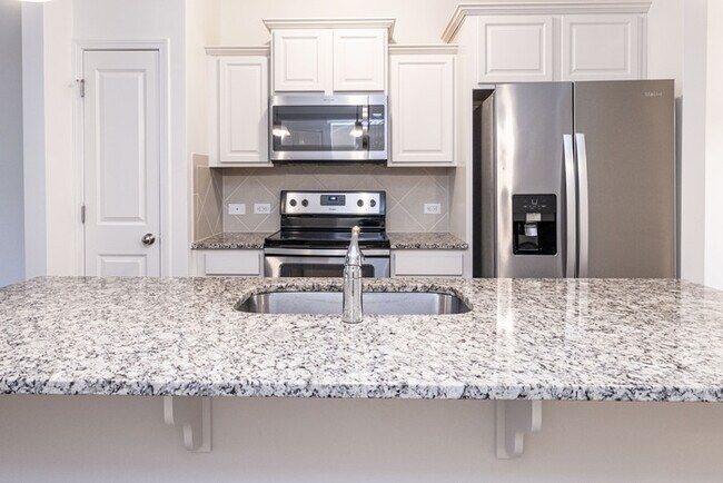 Building Photo - GREAT 2 Bedroom Townhome Regent Park - MOVE IN SPECIAL 1 MONTH FREE