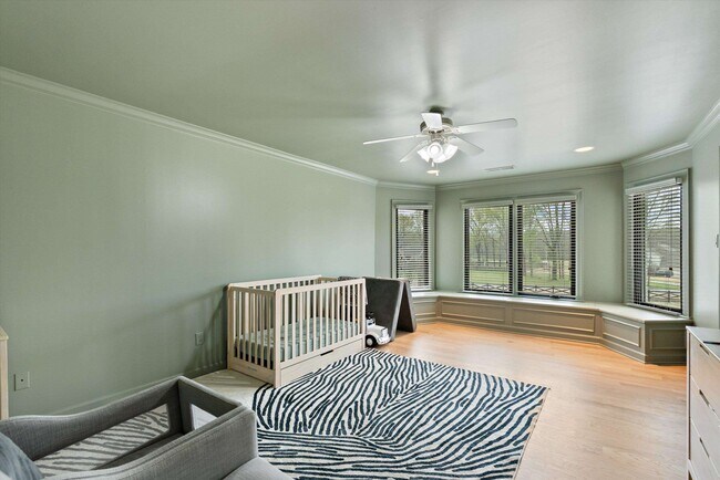 Building Photo - 9376 Forest Wind Cove