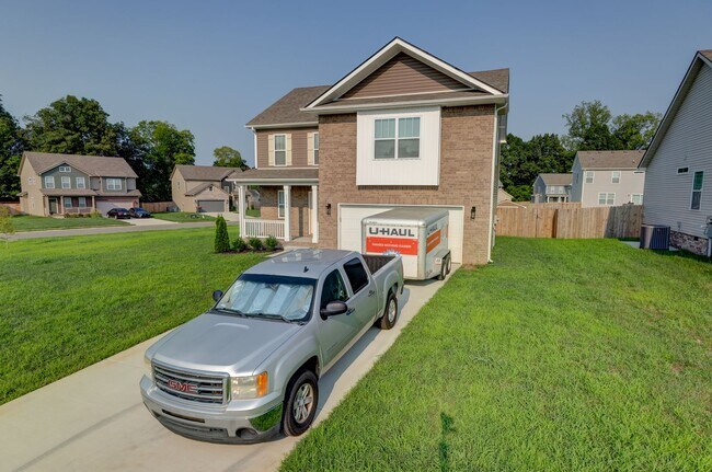 Building Photo - 1385 Harmon Ln