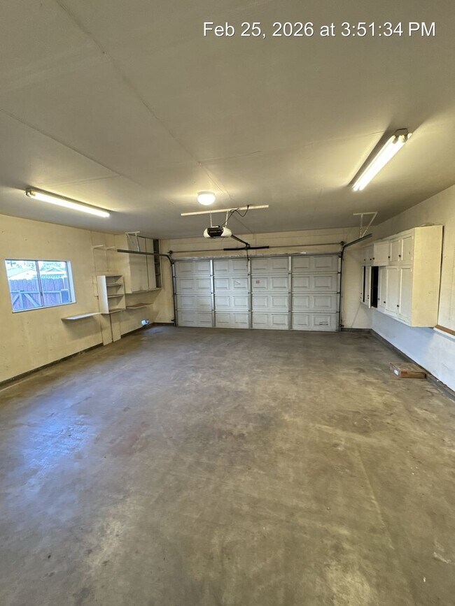Building Photo - South West Visalia Coming Soon!