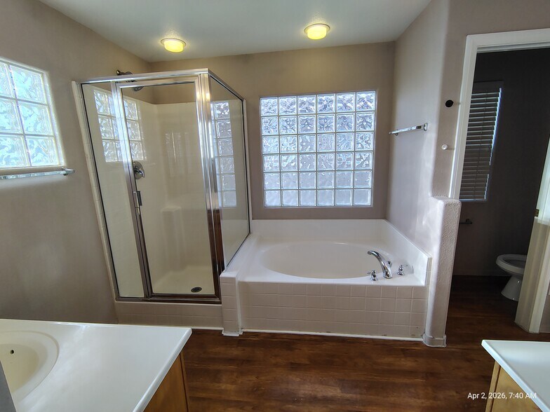 Building Photo - 8926 Rutherford Grove St