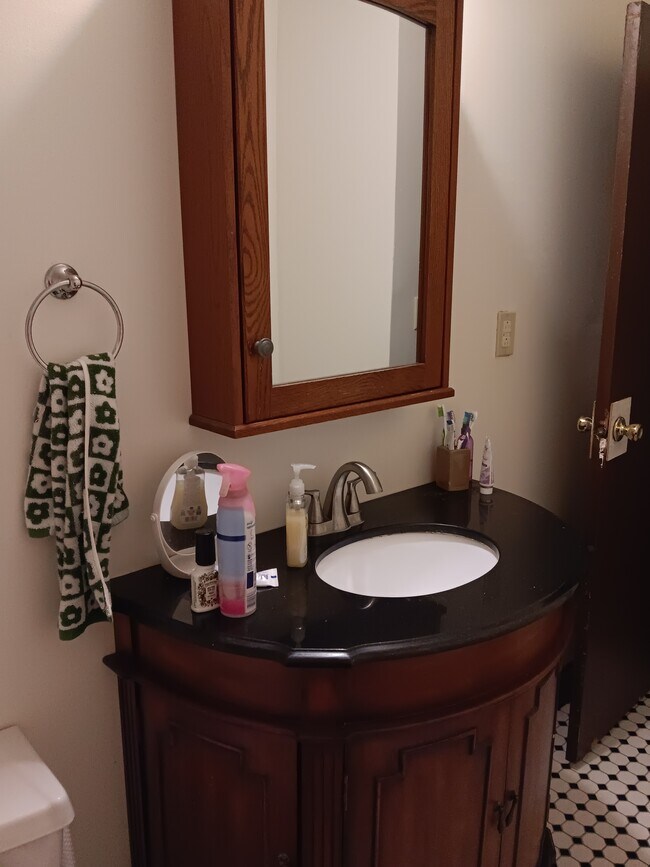 Building Photo - 2148 Auburn Ave