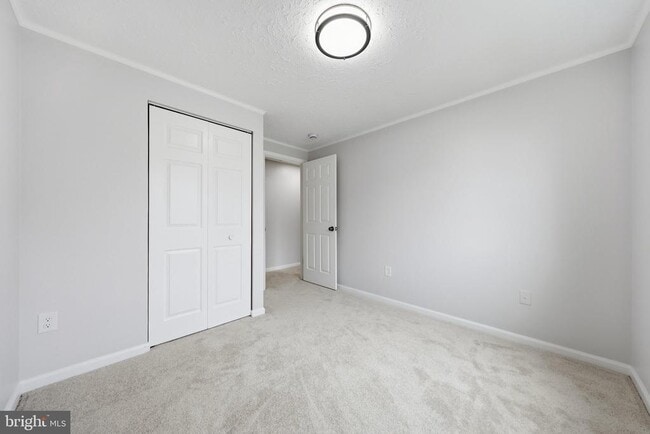 Building Photo - 6711 Kernel Ct