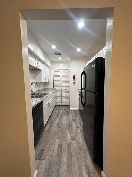 Building Photo - 3772 Kensingwood Trce