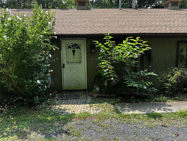 Building Photo - 2971 NY-97