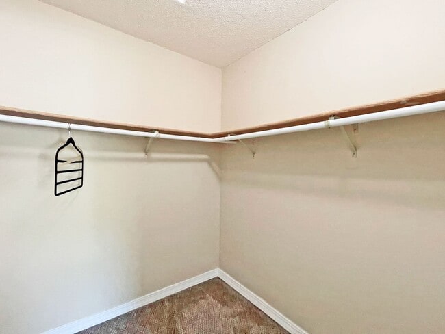 Building Photo - Beautifully Redone Modern Townhome with Large Deck, 2-Car Garage, Granite Kitchen, Vaulted Ceilin...