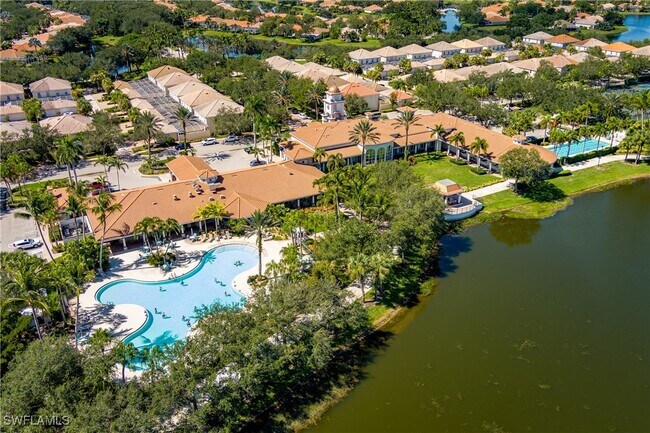 Building Photo - 4949 Kingston Way