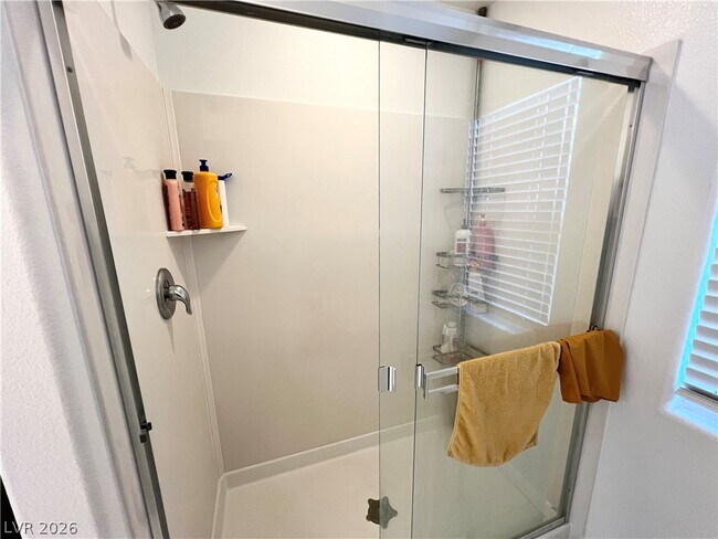 Building Photo - 5276 Sherwood Frst Ln