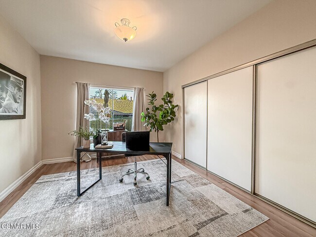 Building Photo - 5420 Sylmar Ave