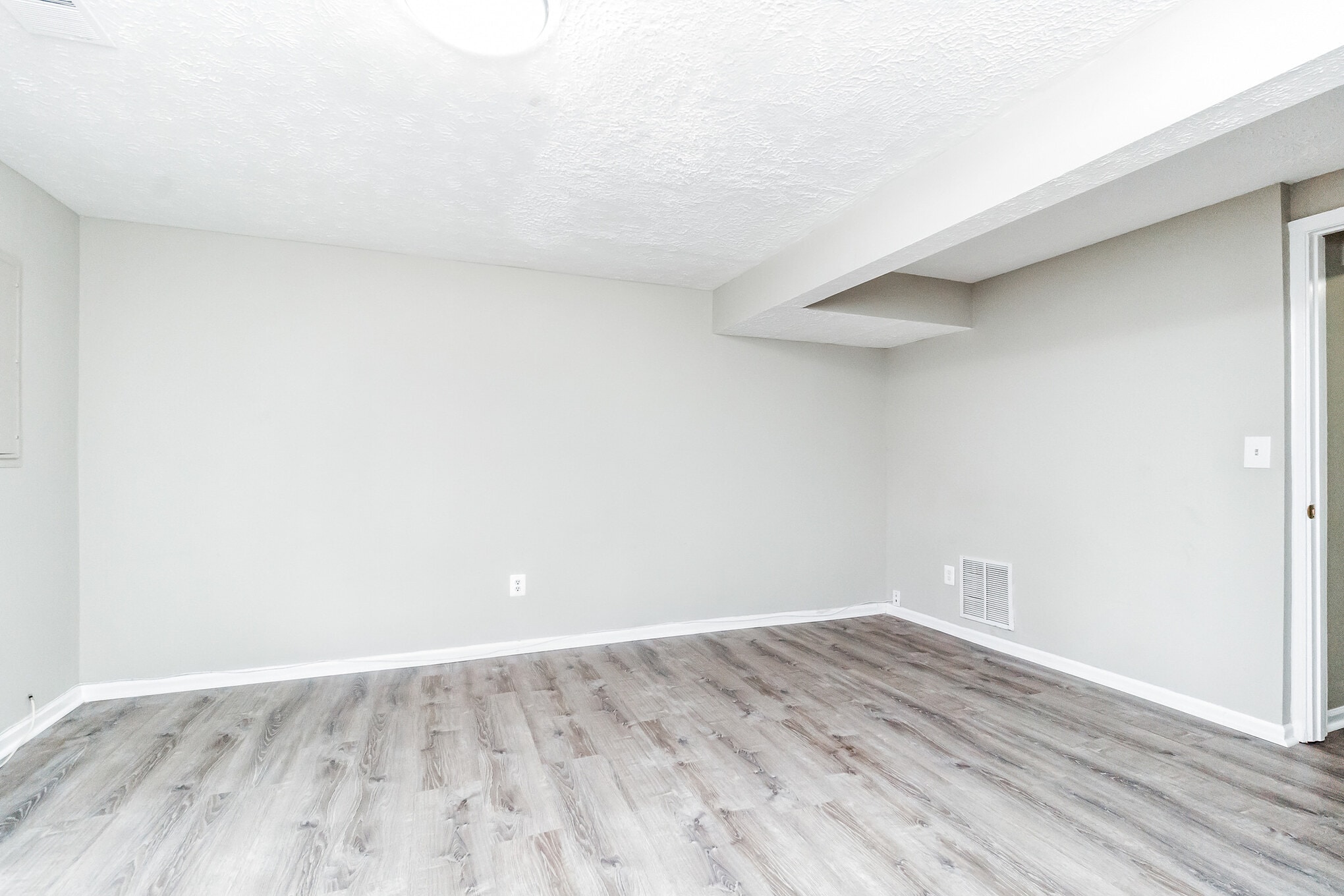 Building Photo - 1933 Belmont Ridge Ct