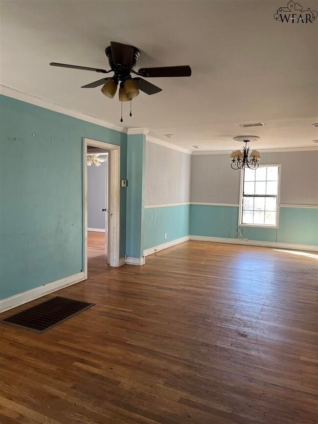 Building Photo - 3318 Sherwood Ln