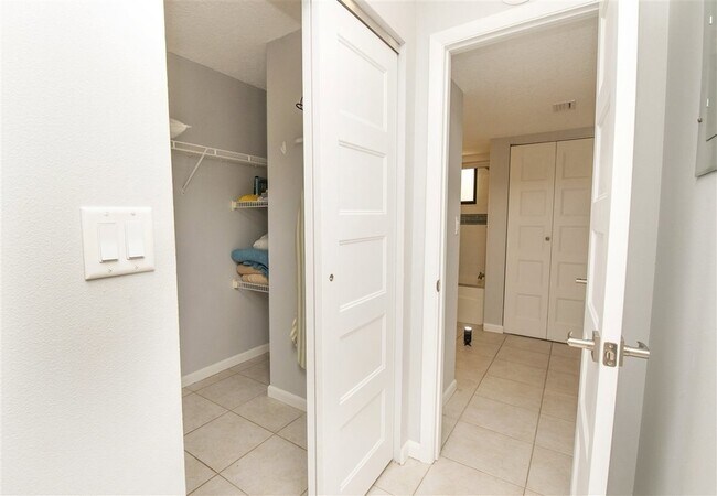 Building Photo - 4250 A1A S