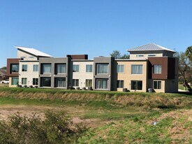 Building Photo - Lakeview Apartments