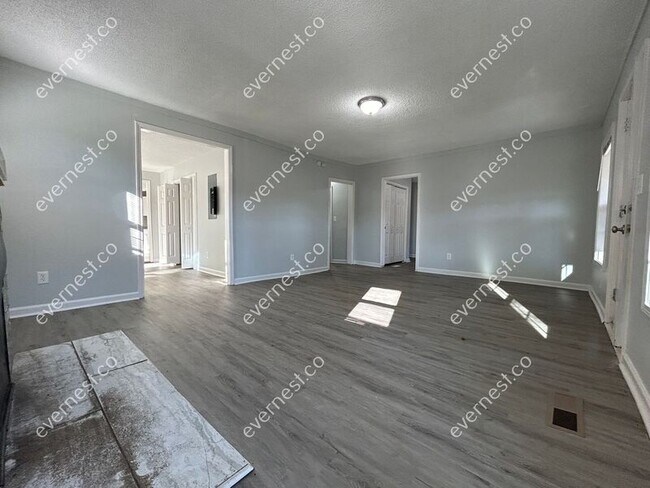 Building Photo - 1214 Bolton Rd NW