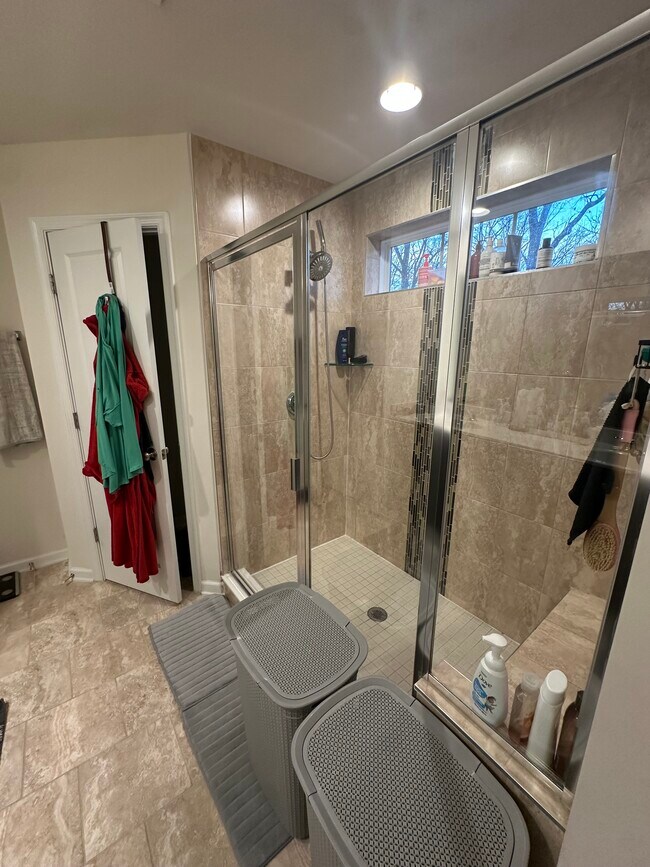 Building Photo - 5640 Scott Ridge Pl