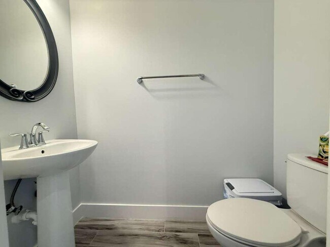 Building Photo - 5348 Sagan Ln