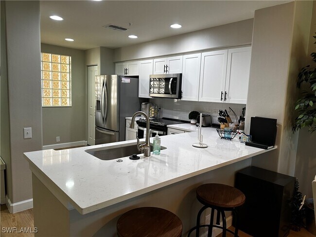 Primary Photo - 16430 Millstone Cir