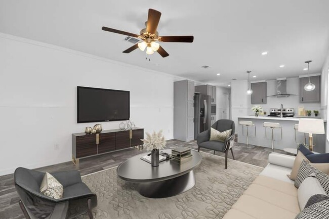 Building Photo - 16831 Oak Leaf Ct