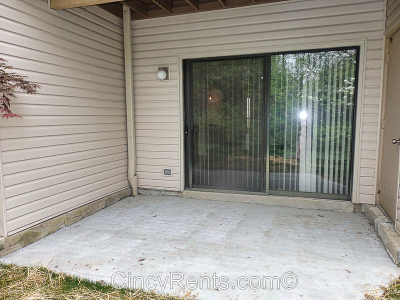 Building Photo - 7268 E Galbraith Rd