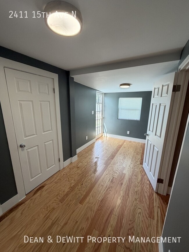 Building Photo - 2411 15th Ave N