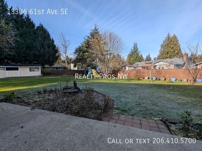 Building Photo - 13306 61st Ave SE