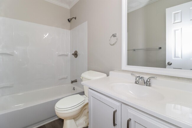 Building Photo - 3815 Richbrook Dr