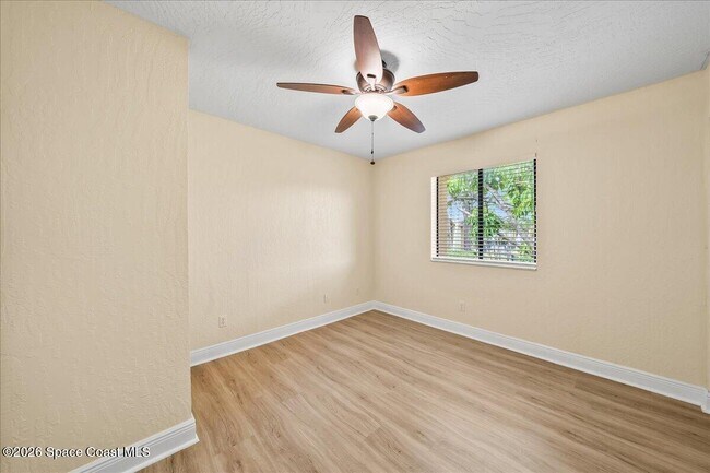 Building Photo - 2190 Forest Knoll Dr NE
