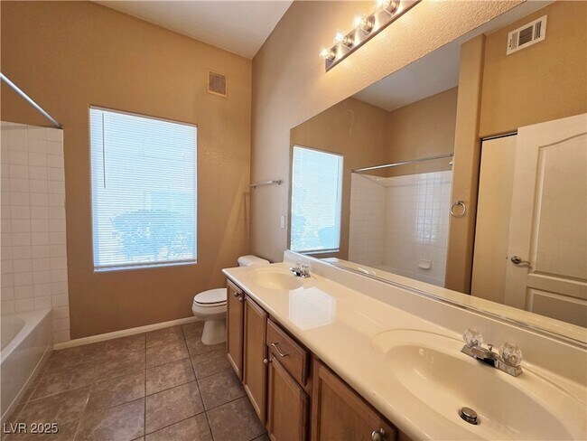 Building Photo - 3325 Cactus Shadow St